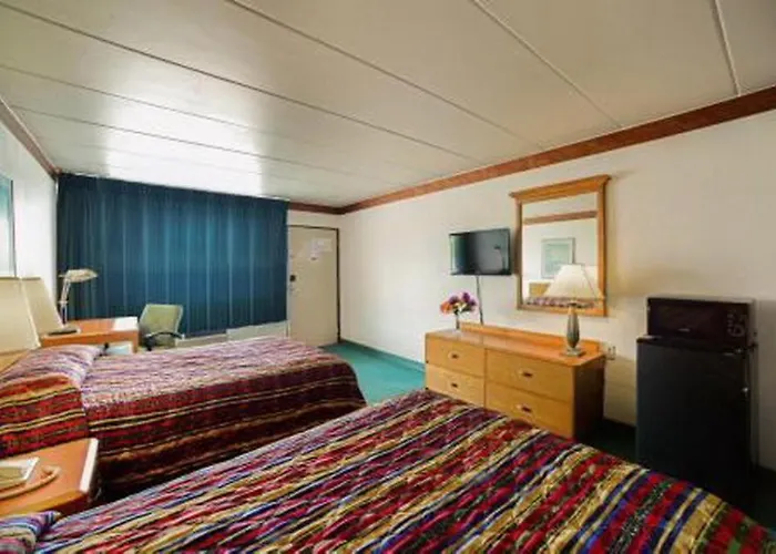 Loyalty Hotel Maryville