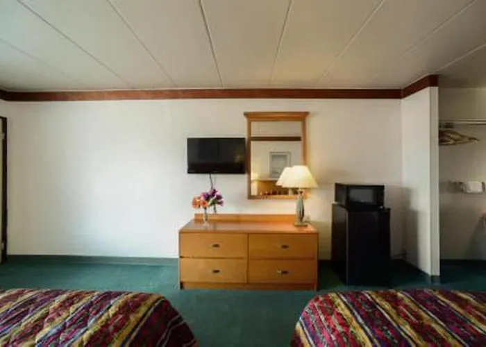 Loyalty Hotel